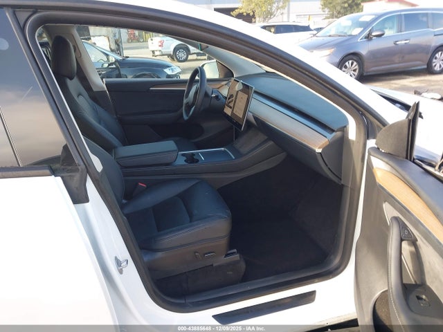 2022 TESLA MODEL Y 7SAYGDEE1NF545520 Photo 4