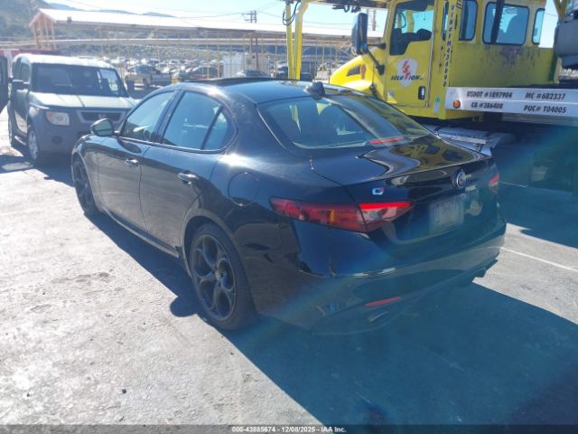 2017 ALFA ROMEO GIULIA ZARFAECN5H7538200 Photo 2