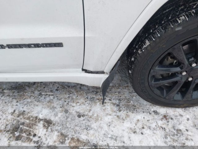 2018 JEEP GRAND CHEROKEE 1C4RJFAGXJC475710 Photo 5