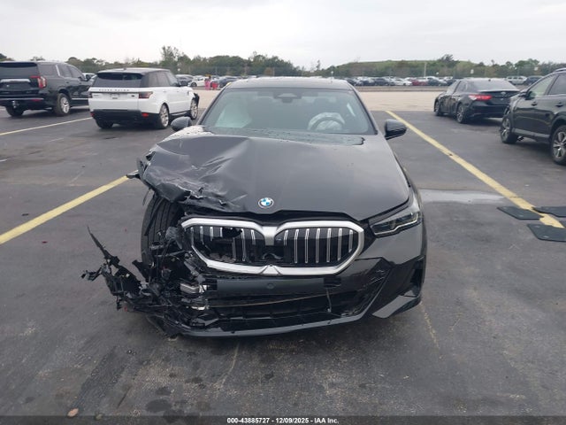 BMW 530I 2025 WBA43FJ06SCU12948 Image 11