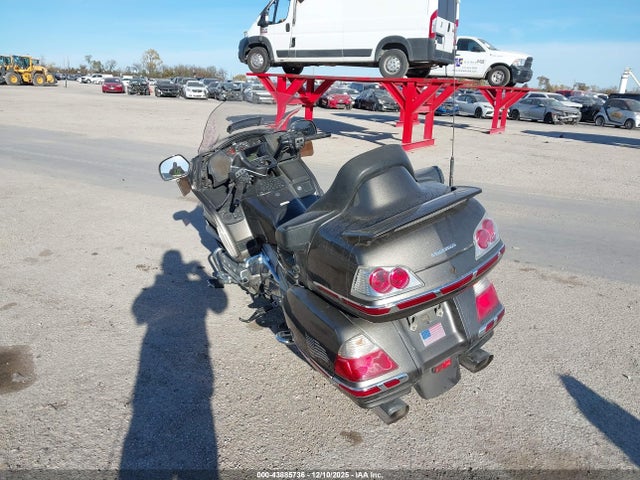 2010 HONDA GL1800 1HFSC47GXAA907477 Photo 2
