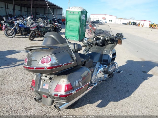 2010 HONDA GL1800 1HFSC47GXAA907477 Photo 3