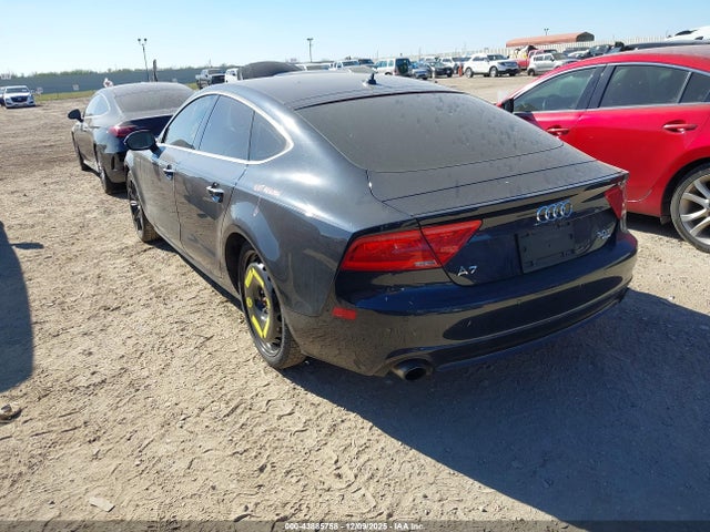 2015 AUDI A7 WAUWGAFC5FN002994 Photo 2