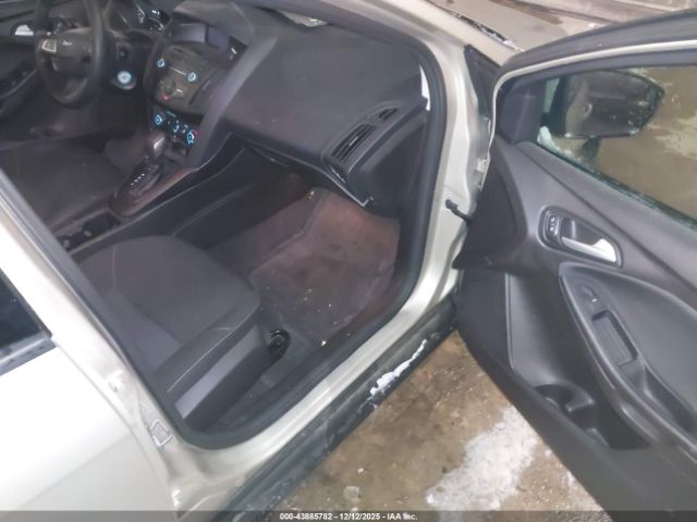 2017 FORD FOCUS 1FADP3F26HL259437 Photo 4
