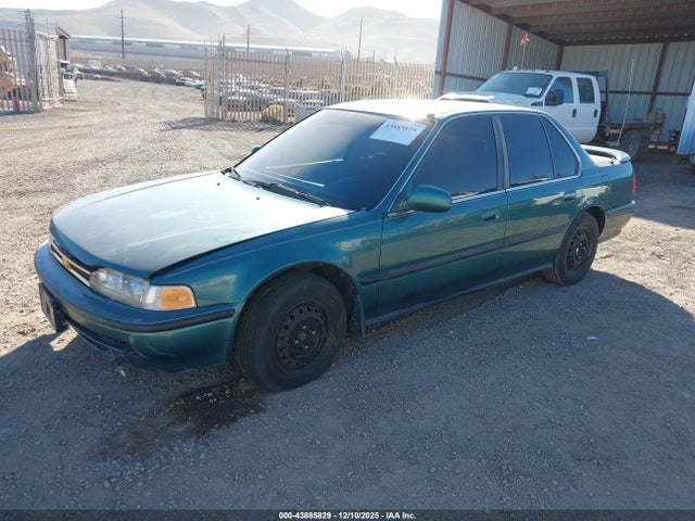 1993 HONDA ACCORD JHMCB7658PC021835 Photo 1