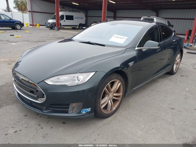 2013 TESLA MODEL S 5YJSA1CN0DFP12602 Photo 1