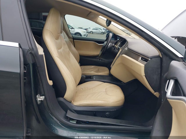 2013 TESLA MODEL S 5YJSA1CN0DFP12602 Photo 4