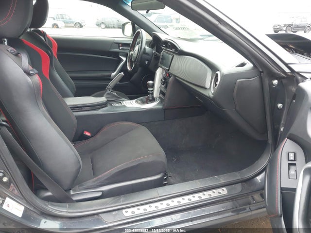 JF1ZNAA17G9708716 Scion FR-S