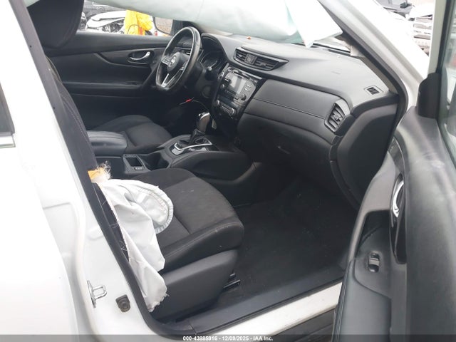 2017 NISSAN ROGUE KNMAT2MV5HP508688 Photo 4