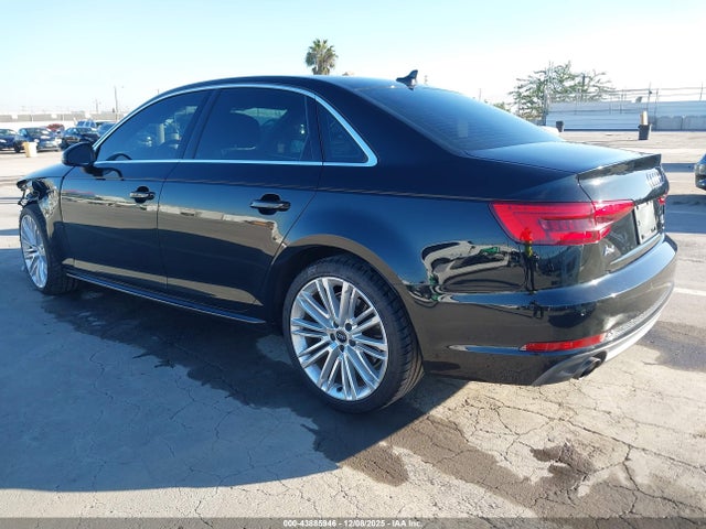 2017 AUDI A4 WAUFNAF42HN071109 Photo 2