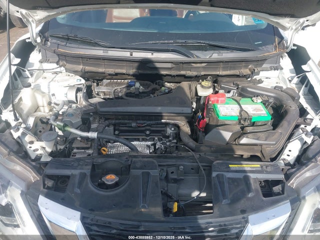 JN8AT2MT0JW485268 Nissan Rogue Sl