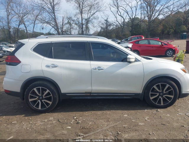 JN8AT2MT0JW485268 Nissan Rogue Sl