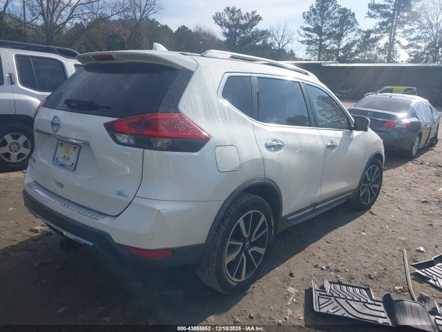 JN8AT2MT0JW485268 Nissan Rogue Sl