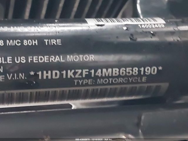 2021 HARLEY-DAVIDSON FLTRK 1HD1KZF14MB658190 Photo 9