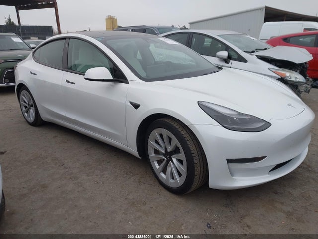 2021 TESLA MODEL 3 5YJ3E1EA9MF927804 Photo 0
