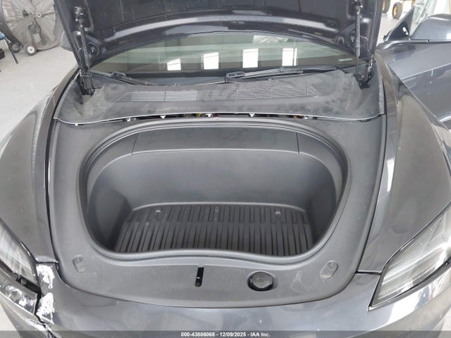 2024 TESLA MODEL 3 5YJ3E1EA2RF761536 Photo 9