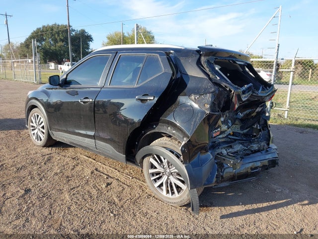 2021 NISSAN KICKS 3N1CP5CV6ML501466 Photo 2
