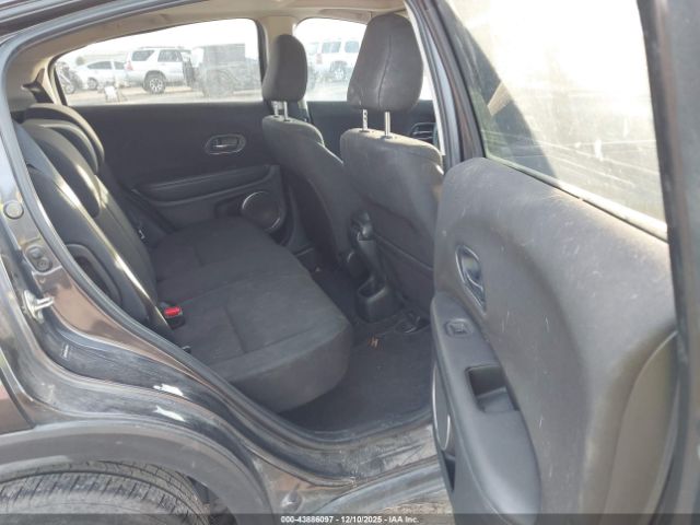 2017 HONDA HR-V 3CZRU5H5XHG702160 Photo 7