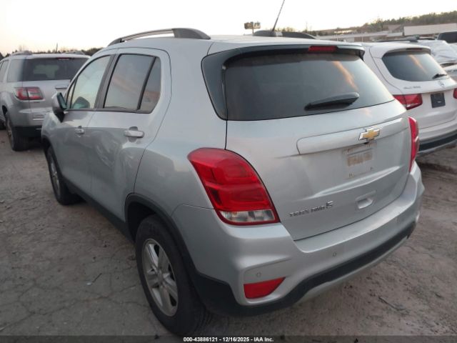 2022 CHEVROLET TRAX KL7CJPSM2NB535195 Photo 2