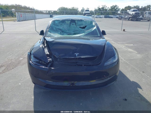 43886140 :رقم المزاد ، 5YJ3E1EB9SF905775 vin ، 2025 Tesla Model 3 Long Range All-wheel Drive مزاد بيع