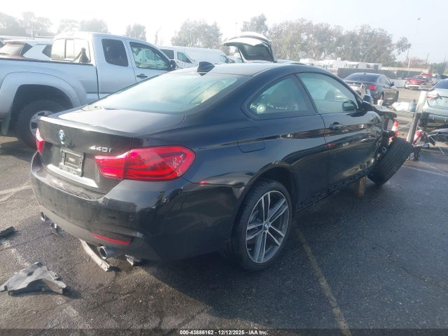2019 BMW 440I WBA4W7C59KAG52886 Photo 3