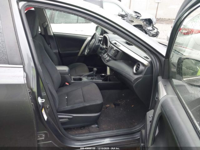 2017 TOYOTA RAV4 JTMZFREV6HJ101869 Photo 4