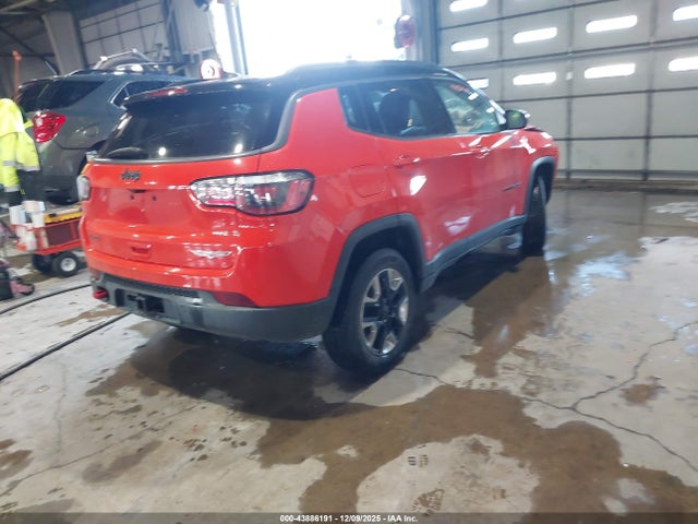Jeep Compass 2017 3C4NJDDB6HT646471 Image 4