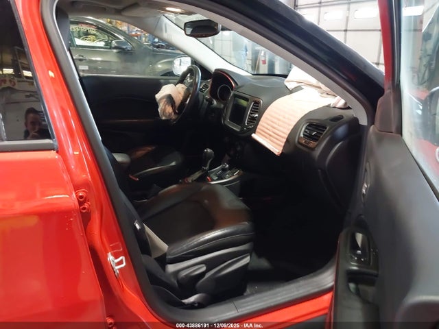 Jeep Compass 2017 3C4NJDDB6HT646471 Image 5