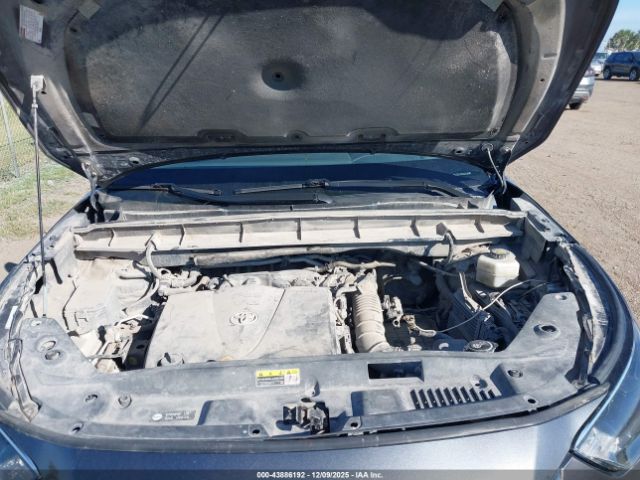 2022 TOYOTA HIGHLANDER 5TDCZRAH1NS108675 Photo 9