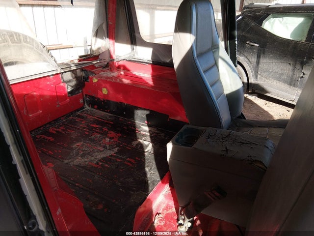 1994 Jeep Wrangler / Yj S მანქანა იყიდება აუქციონზე, vin: 1J4FY19P1RP463353, აუქციონის ნომერი: 43886198
