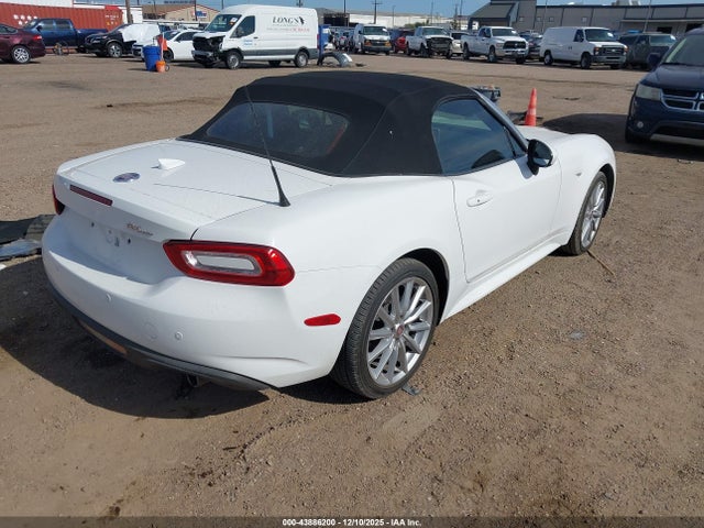 2017 FIAT 124 SPIDER JC1NFAEK5H0101628 Photo 3