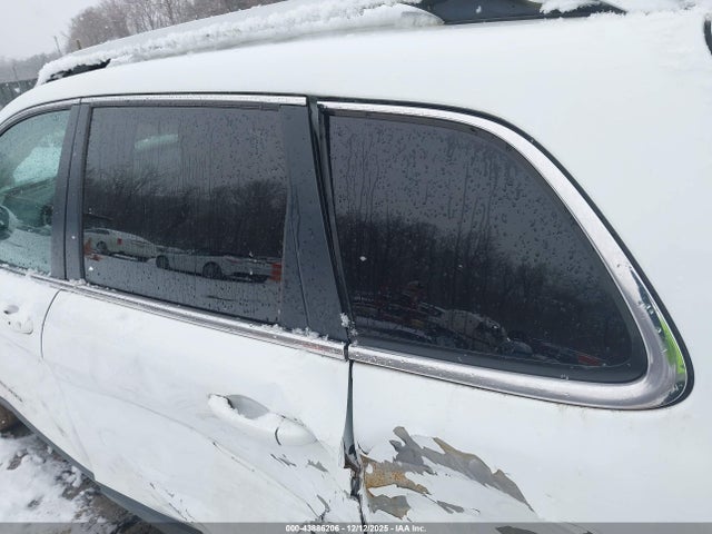 Продаж на аукціоні авто 2014 Jeep Cherokee Limited, vin: 1C4PJMDS8EW212079, номер лоту: 43886206