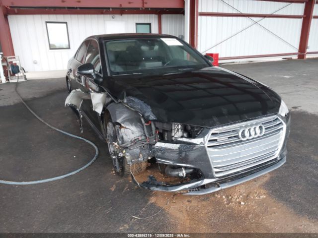 2019 AUDI A4 WAUENAF45KA008578