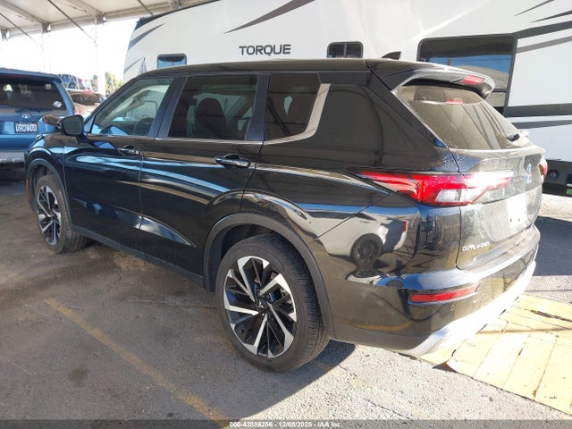 2022 MITSUBISHI OUTLANDER JA4J3UA81NZ021167 Photo 2