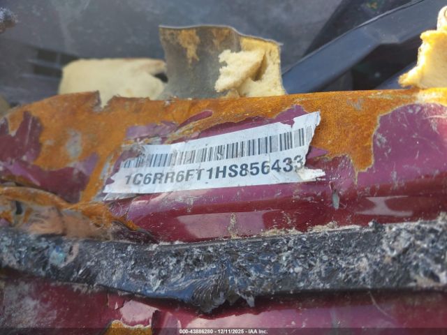 2017 RAM 1500 1C6RR6FT1HS856433 Photo 8