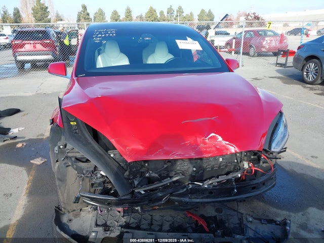 Продажа на аукционе авто 2018 Tesla Model X 100d/75d/p100d, vin: 5YJXCBE26JF121310, номер лота: 43886281