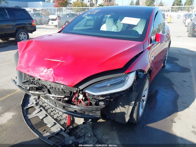 2018 TESLA MODEL X 5YJXCBE26JF121310 Photo 5