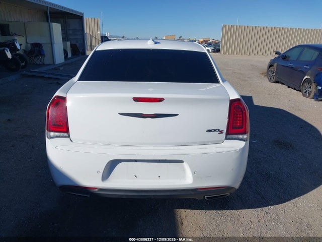 Chrysler 300 S 2022 2C3CCABG5NH179356 Image 15