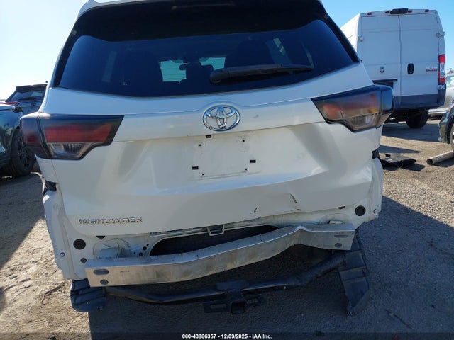 5TDZARFH6GS020802 Toyota Highlander Le