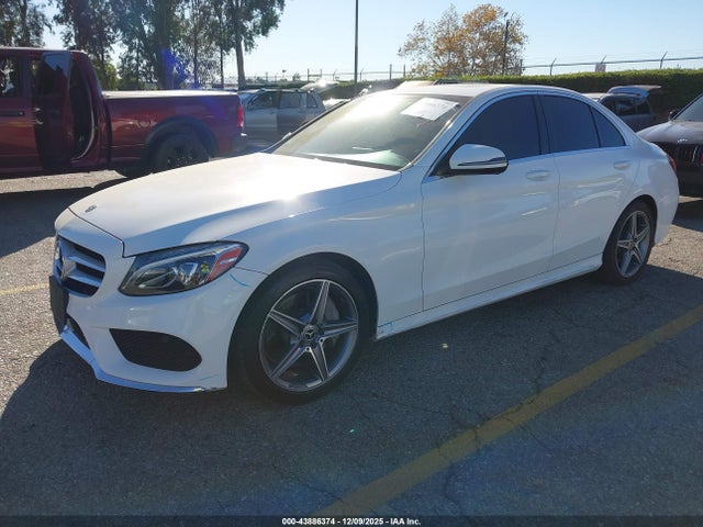 55SWF4JB5JU253235 Mercedes-Benz C 300