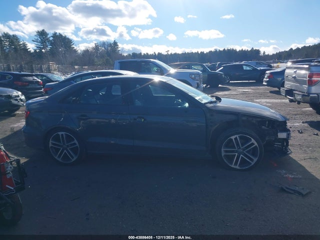 Audi A3 2.0t Premium 2017 WAUB8GFF7H1046952 Image 13