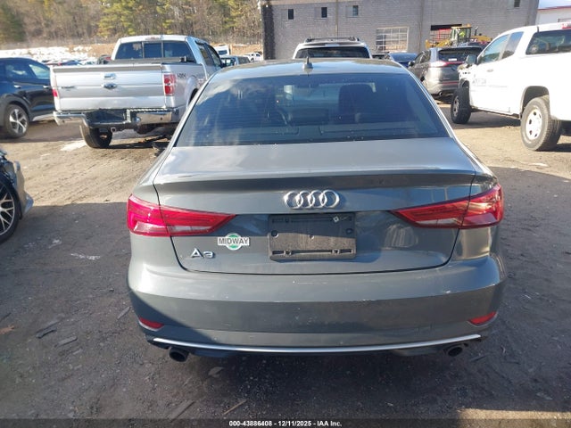 Audi A3 2.0t Premium 2017 WAUB8GFF7H1046952 Image 16