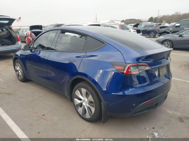 2020 TESLA MODEL Y 5YJYGDEE1LF015607 Photo 2