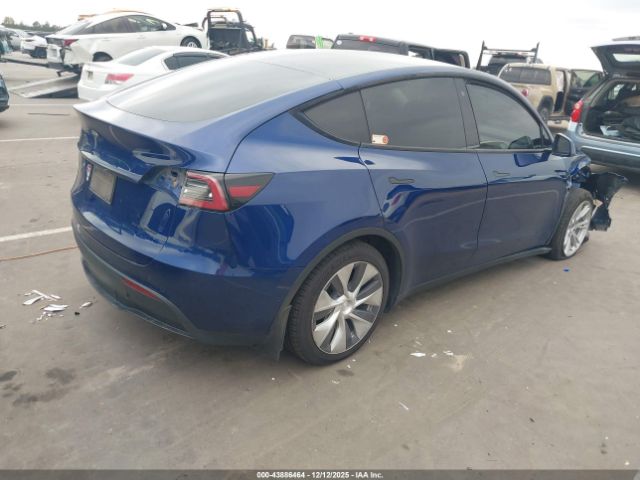 2020 TESLA MODEL Y 5YJYGDEE1LF015607 Photo 3