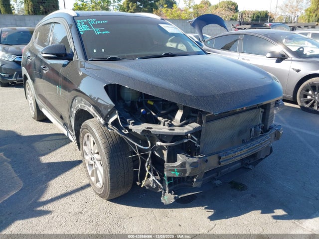 KM8J33A43JU718226 Hyundai Tucson Sel Plus