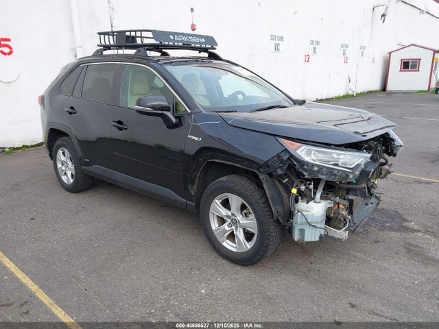 Toyota Rav4 Hybrid Xle 2019 2T3RWRFV1KW014579 Image 1