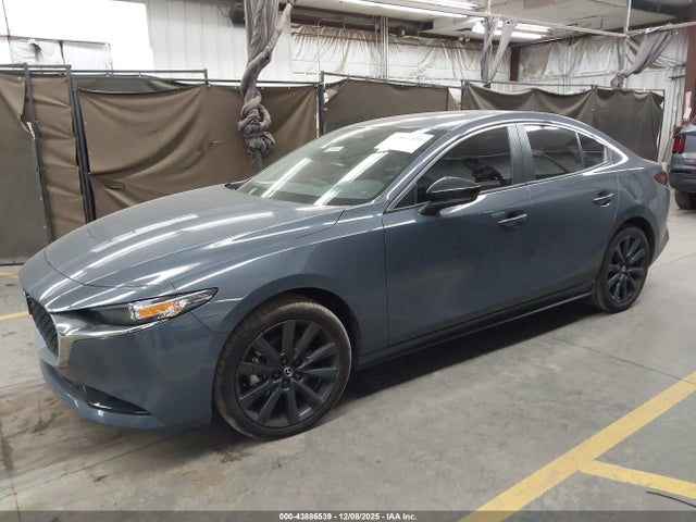 Mazda Mazda3 2.5 S Carbon Edition 2025 JM1BPBCM9S1784593 Image 14