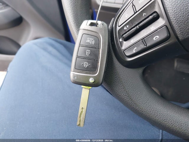 2021 HYUNDAI VENUE KMHRB8A30MU127589 Photo 10