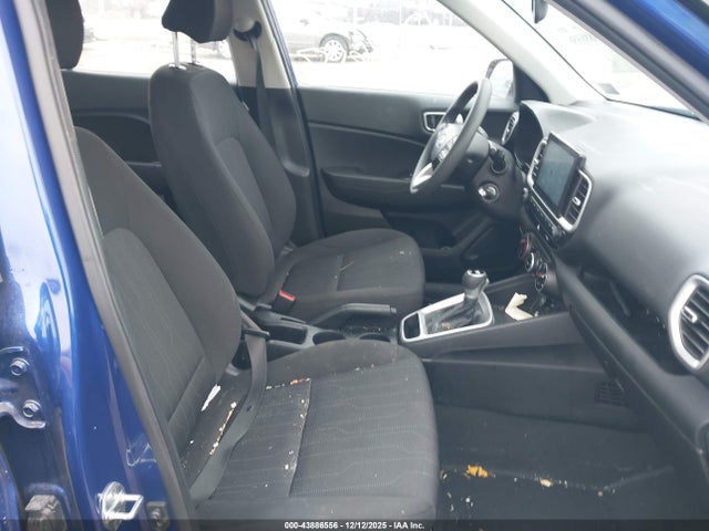 2021 HYUNDAI VENUE KMHRB8A30MU127589 Photo 4