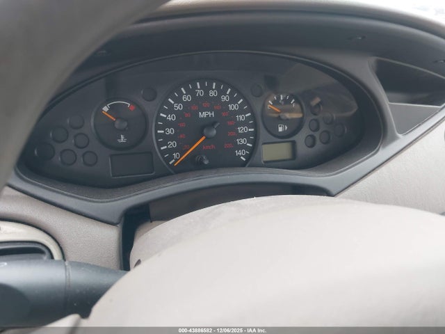 2003 FORD FOCUS 1FAHP34P43W227240 Photo 6